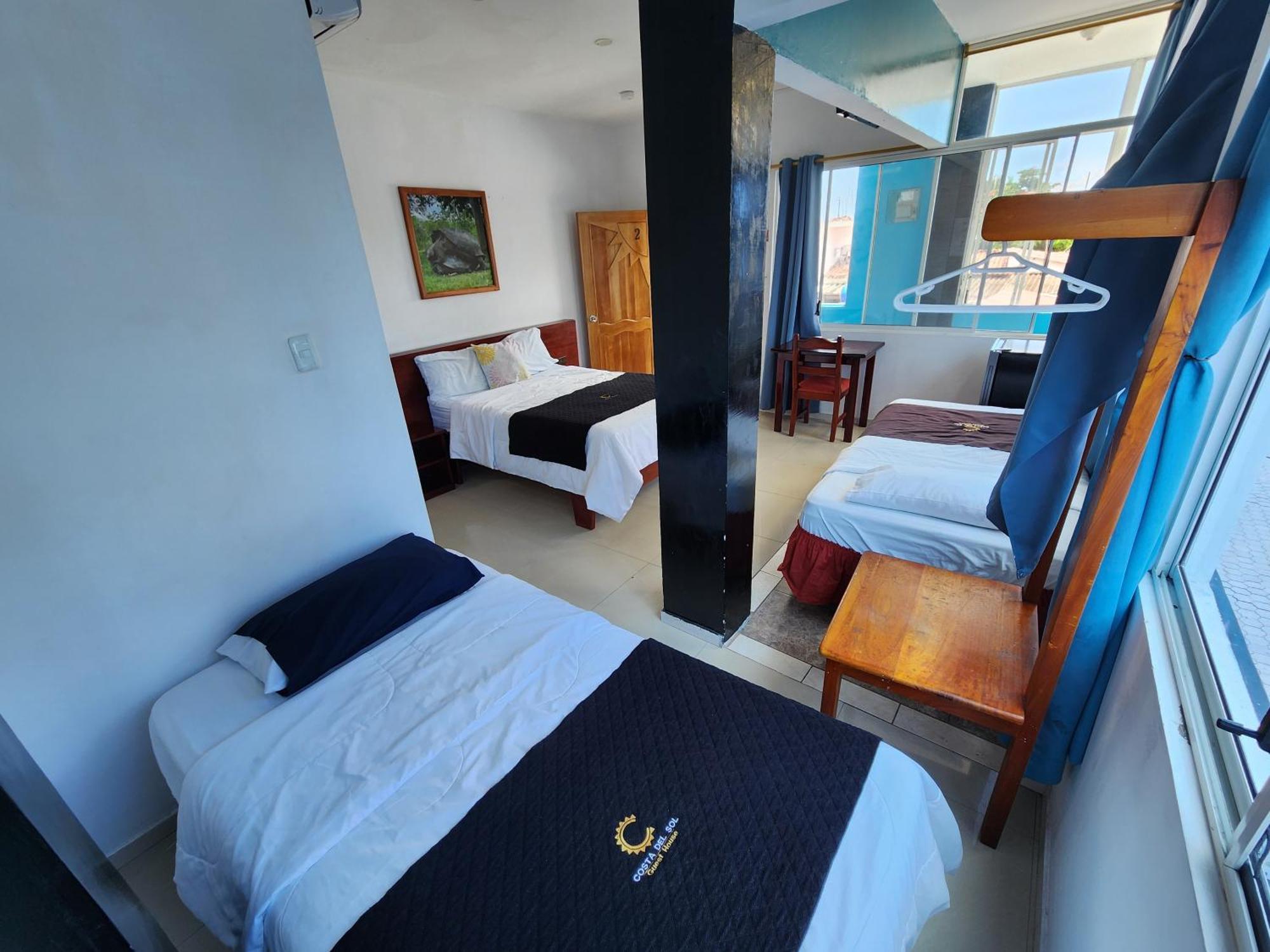 Costa Del Sol Hotell Puerto Ayora  Exteriör bild